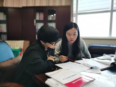 打通法律服務(wù)“最后一公里” 社會經(jīng)濟咨詢服務(wù)的橋梁作用